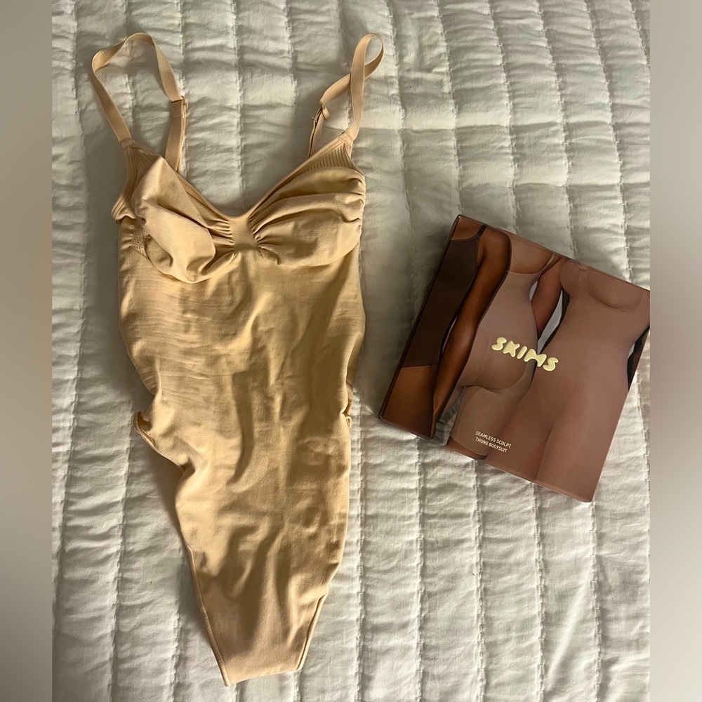 Skims Seamless Sculpt Thong Bodysuit